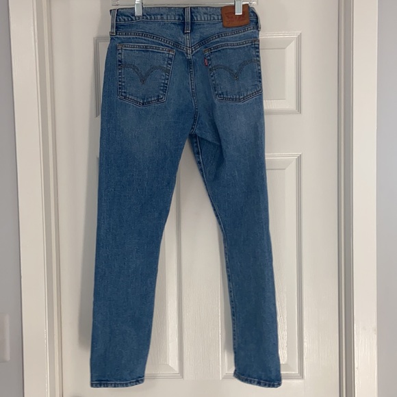 Levi’s Jeans - Picture 2 of 6